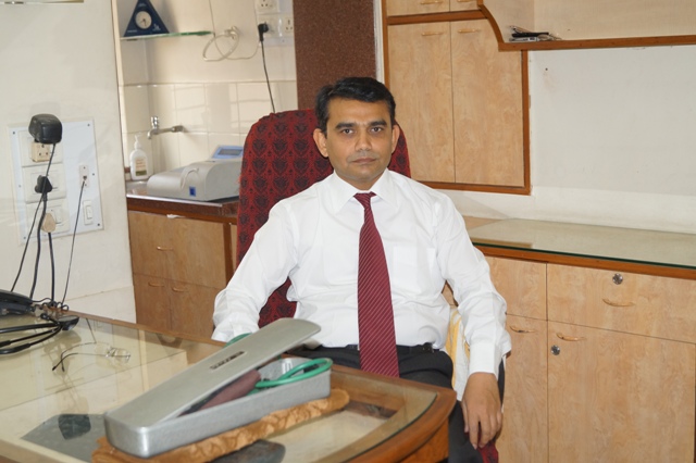 ABOUT DR. VIPUL PATADIA